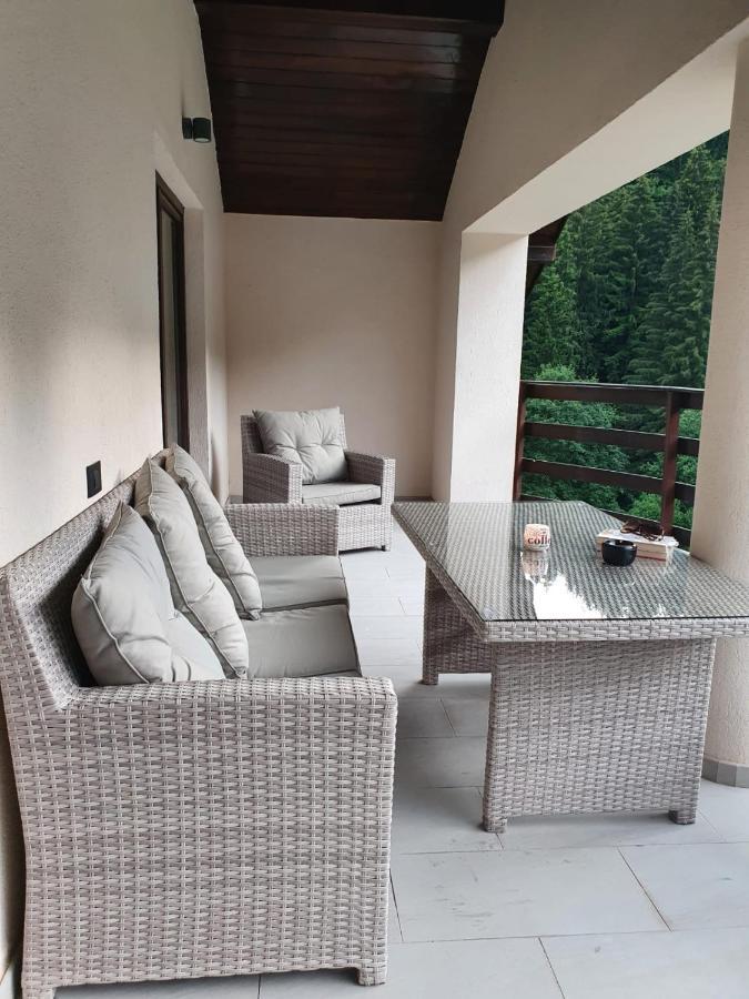 Apartament Ozon Пояна Брашов Екстериор снимка